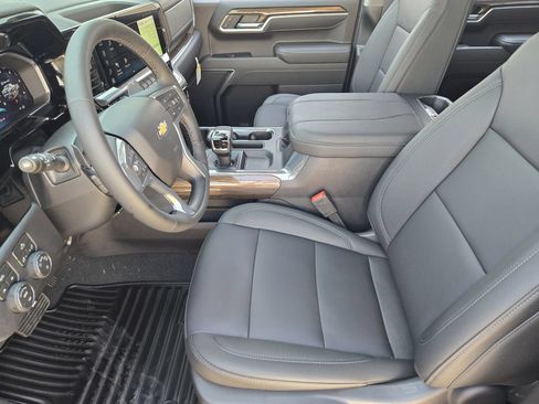 New 2026 Chevrolet Silverado 1500 LT w/ Texas Edition Plus AWD/4WD image 8