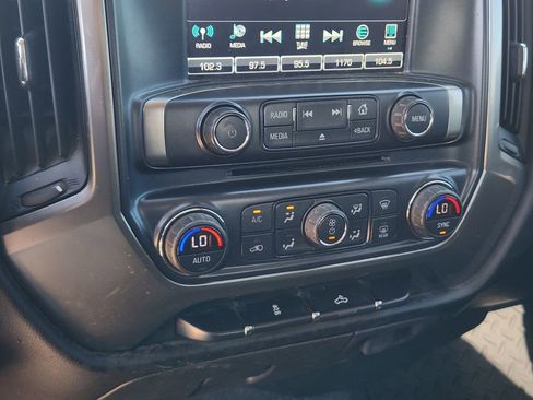 Used 2018 Chevrolet Silverado 1500 LT w/ All Star Edition image 25