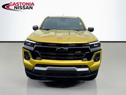 Used 2023 Chevrolet Colorado Z71 w/ Z71 Convenience Package 2