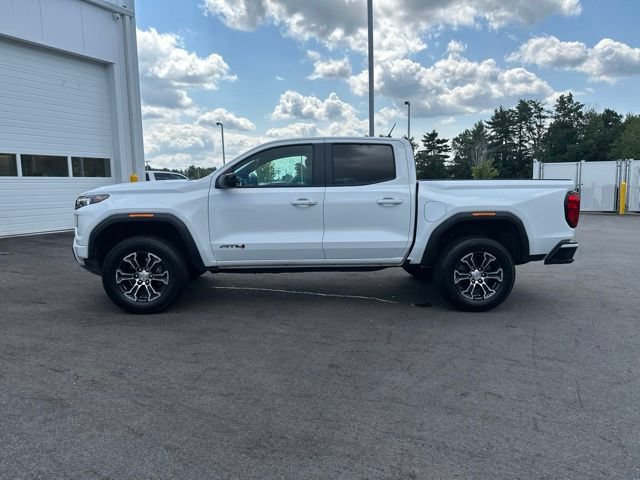 Used 2024 GMC Canyon AT4 w/ Canyon Safety Plus Package AWD/4WD image 2