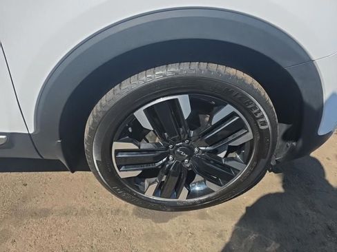 Used 2023 Kia Telluride SX AWD/4WD image 13