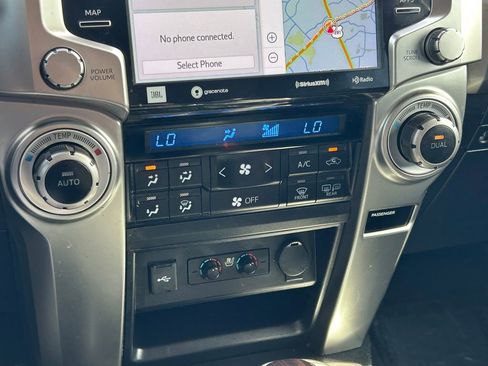 Used 2023 Toyota 4Runner Limited image 34