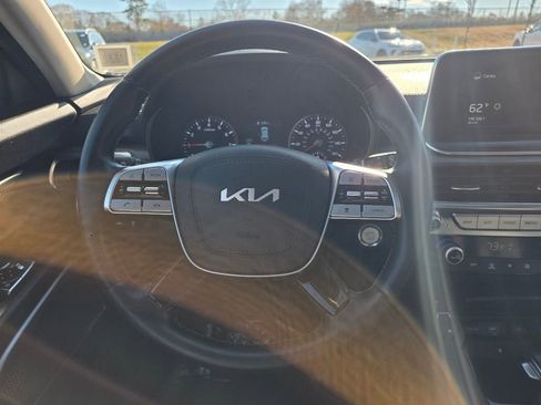 Used 2022 Kia Telluride EX w/ EX Premium Package image 15