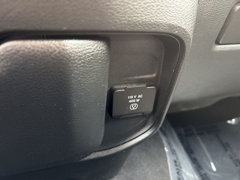 Certified 2022 RAM 2500 Laramie AWD/4WD image 31