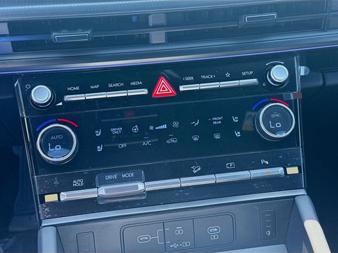 New 2026 Hyundai Santa Fe Calligraphy image 12