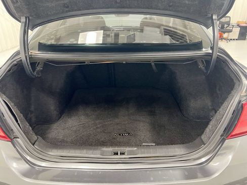 Used 2018 Nissan Altima 2.5 SL FWD image 23