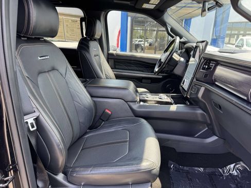 Used 2022 Ford Expedition Max Platinum AWD/4WD image 27