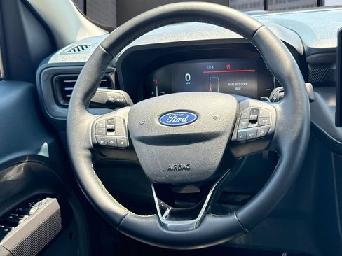 Certified 2025 Ford Maverick Lobo AWD/4WD image 13
