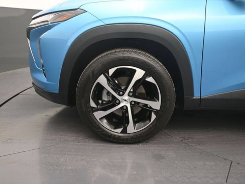 Used 2025 Chevrolet Trax RS FWD image 9