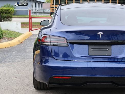Used 2022 Tesla Model S image 17