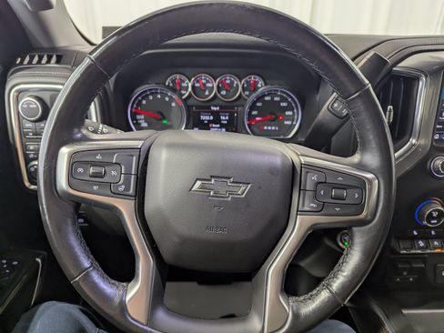 Used 2022 Chevrolet Silverado 1500 RST w/ Convenience Package II AWD/4WD image 20