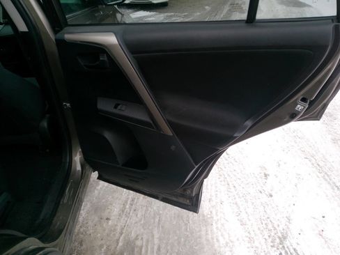 Used 2013 Toyota RAV4 XLE image 30