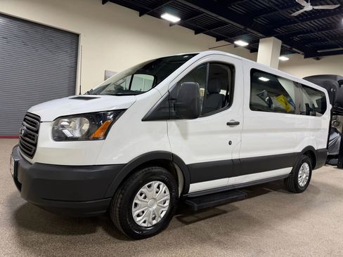 Used 2017 Ford Transit 150 XL image 10