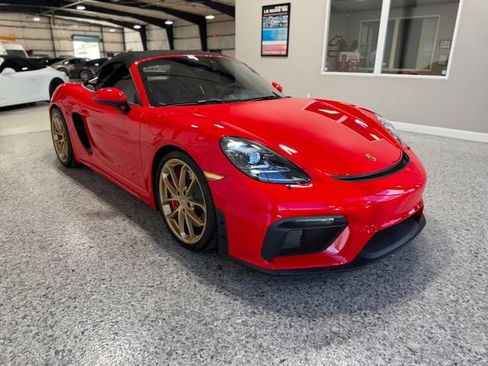 Used 2022 Porsche 718 Boxster Spyder RWD image 50