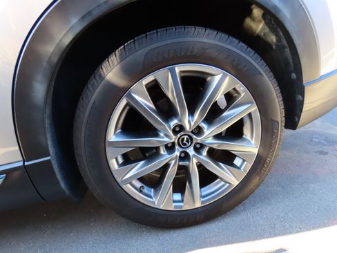 Used 2018 MAZDA CX-9 Signature image 43