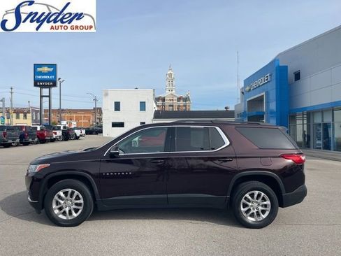 Used 2020 Chevrolet Traverse LT FWD image 1