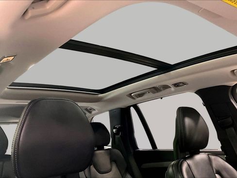 Certified 2022 Volvo XC90 T6 Inscription AWD/4WD image 28