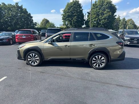 Used 2024 Subaru Outback Limited XT AWD/4WD image 9