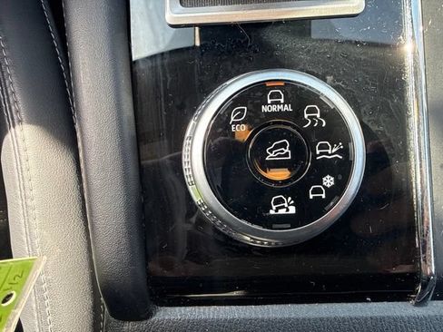 Used 2022 Mitsubishi Outlander SE AWD/4WD image 17