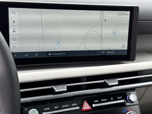 New 2026 Hyundai Tucson Limited image 22