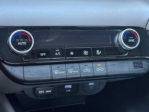 Certified 2025 Hyundai Elantra Blue image 21