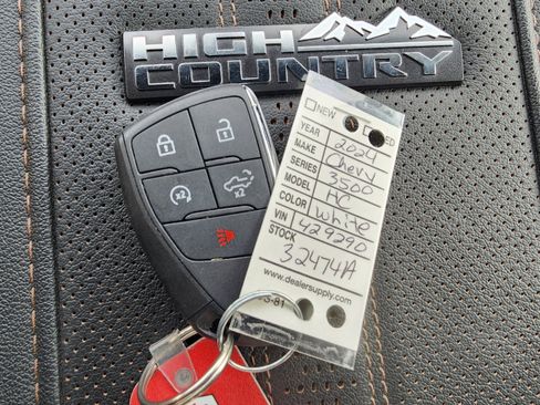 Certified 2024 Chevrolet Silverado 3500 High Country w/ Technology Package image 22