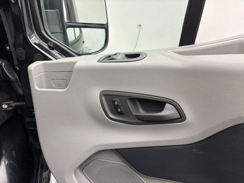 Used 2015 Ford Transit 150 130 Low Roof w/ Exterior Upgrade Package RWD image 22