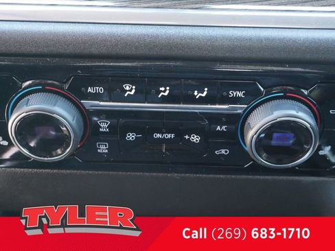 Used 2025 Chevrolet Silverado 2500 LT w/ All Star Edition image 31