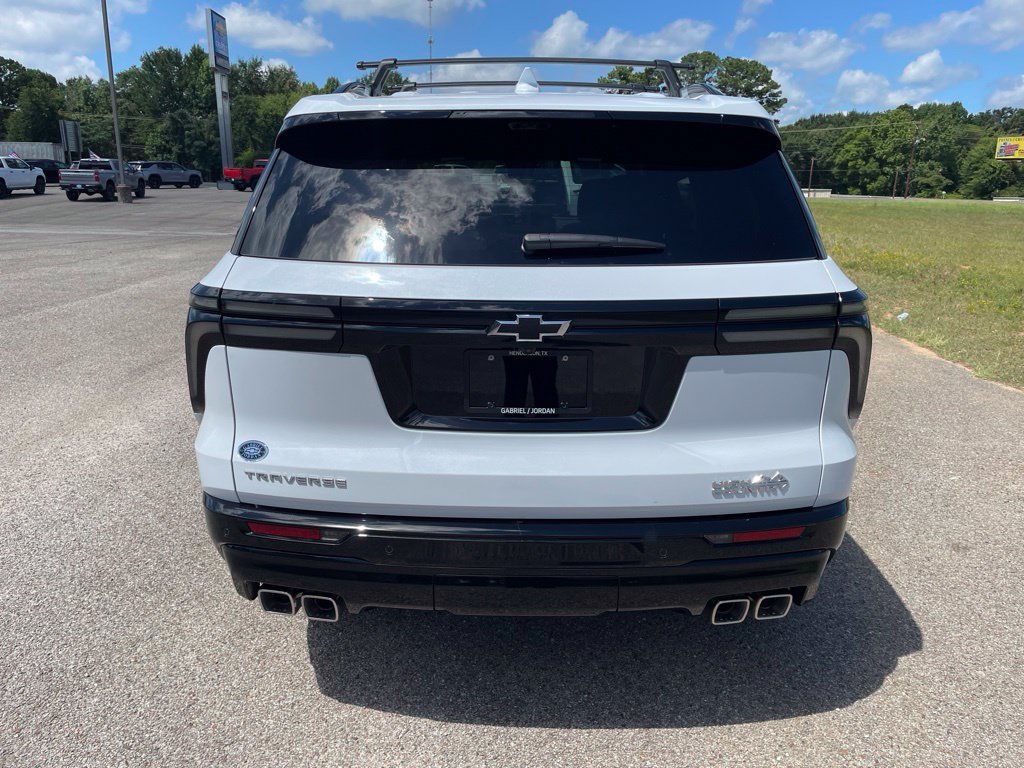 New 2026 Chevrolet Traverse High Country w/ LPO, Floor Liner Package FWD image 5