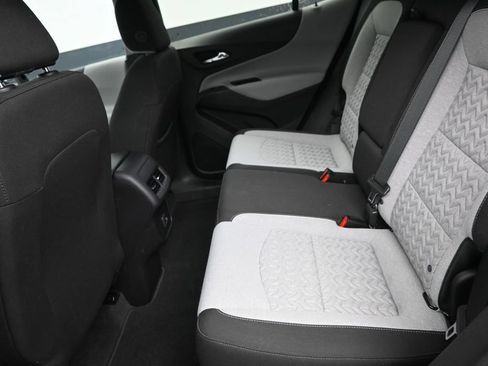 Used 2024 Chevrolet Equinox LS FWD image 14