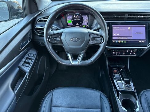 Used 2022 Chevrolet Bolt EUV Premier w/ Sun & Sound Package image 21