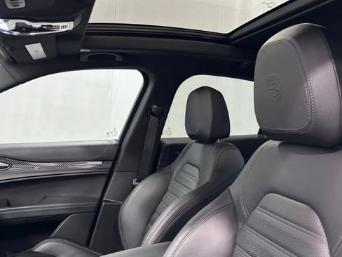 Used 2022 Alfa Romeo Stelvio Quadrifoglio w/ Active Assist Plus Package AWD/4WD image 12