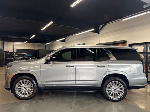 Used 2023 Cadillac Escalade Premium Luxury w/ Performance Package AWD/4WD image 4