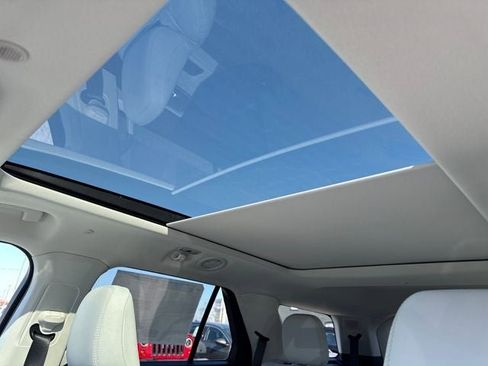 New 2026 Ford Explorer Platinum w/ LUX Leather Package image 21