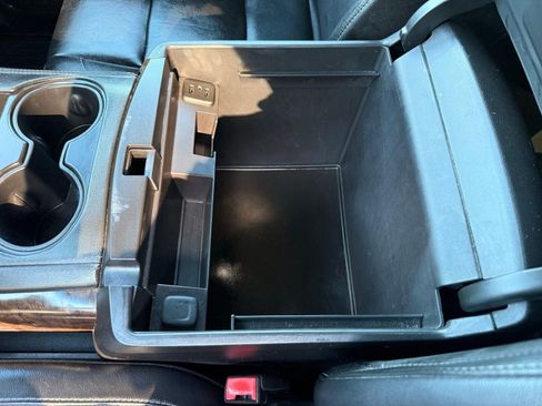 Used 2017 Chevrolet Tahoe LT AWD/4WD image 53
