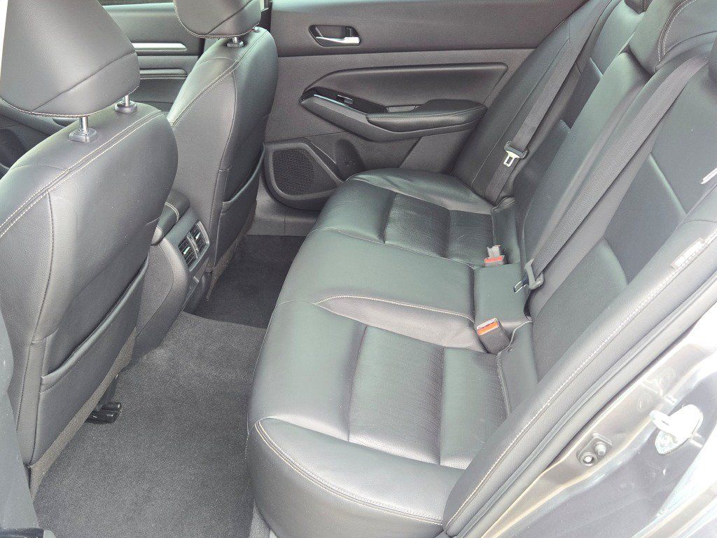 Used 2021 Nissan Altima 2.5 SL AWD/4WD image 16