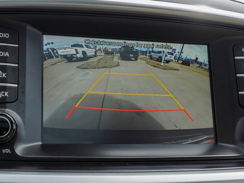 Used 2019 Kia Sorento EX image 41