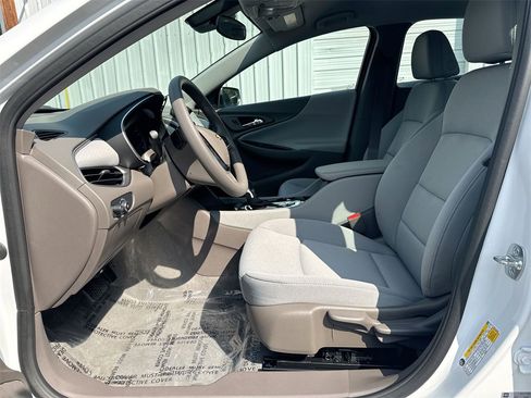 Used 2024 Chevrolet Malibu LS image 13