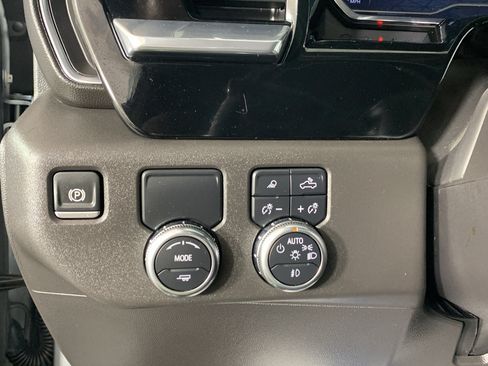 Used 2024 GMC Sierra 1500 SLT RWD image 16