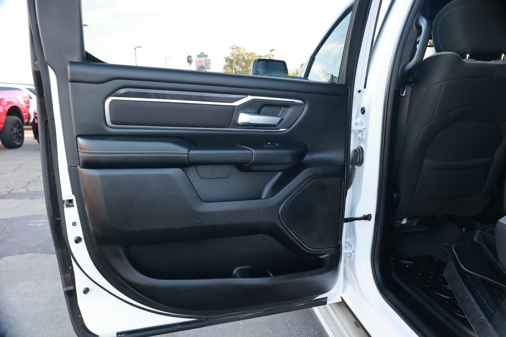 Used 2024 RAM 1500 Big Horn AWD/4WD image 37
