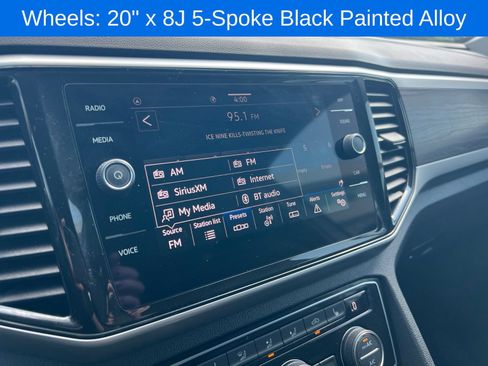 Certified 2023 Volkswagen Atlas SE w/ Black Wheel Package FWD image 15