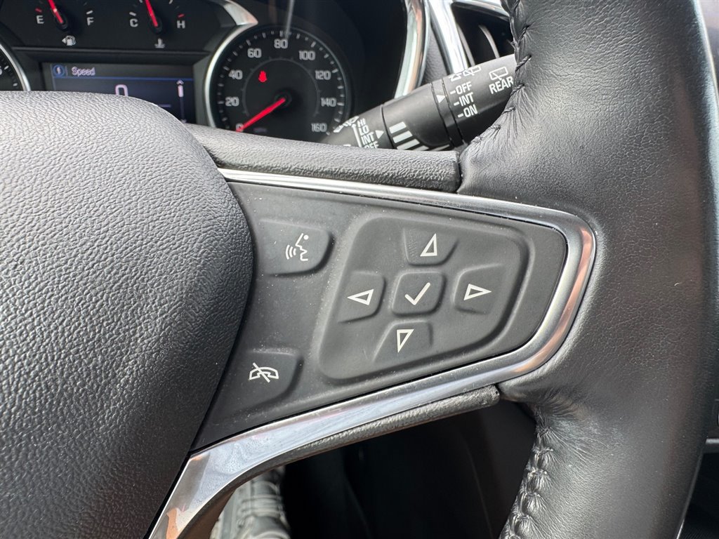 Used 2020 Chevrolet Equinox LT FWD image 12