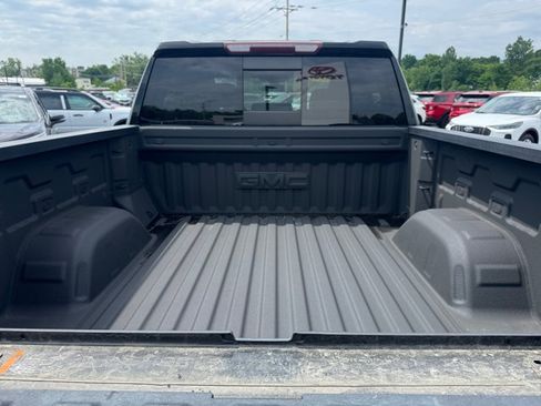 Used 2020 GMC Sierra 1500 SLT w/ SLT Premium Plus Package AWD/4WD image 23