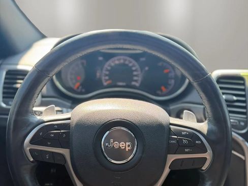 Used 2018 Jeep Grand Cherokee Limited AWD/4WD image 13