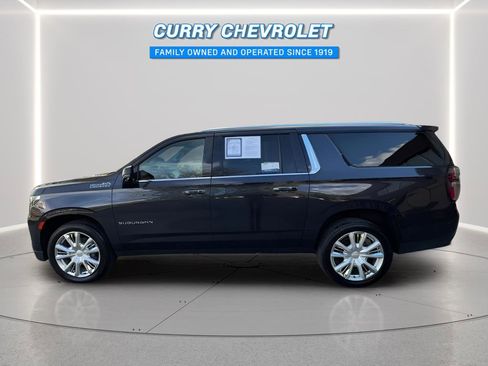 Used 2022 Chevrolet Suburban High Country AWD/4WD image 7