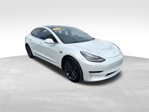 Used 2020 Tesla Model 3 Performance image 21