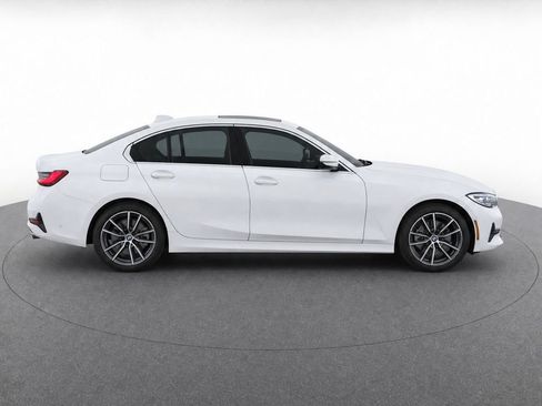 Used 2021 BMW 330i Sedan w/ Convenience Package RWD image 2