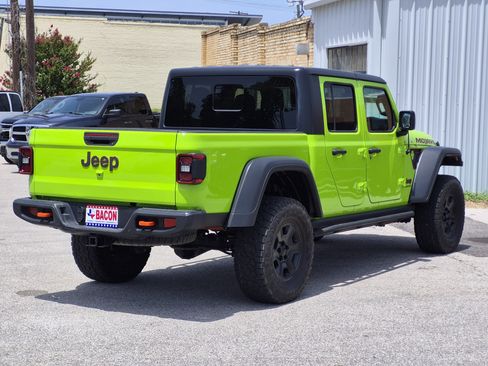 Used 2021 Jeep Gladiator Mojave AWD/4WD image 6