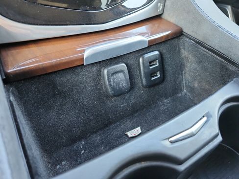 Used 2020 Cadillac Escalade Luxury AWD/4WD image 27