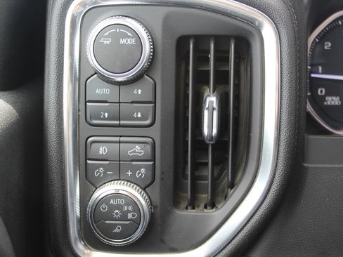 Used 2020 GMC Sierra 2500 SLT w/ Driver Alert Package I AWD/4WD image 12